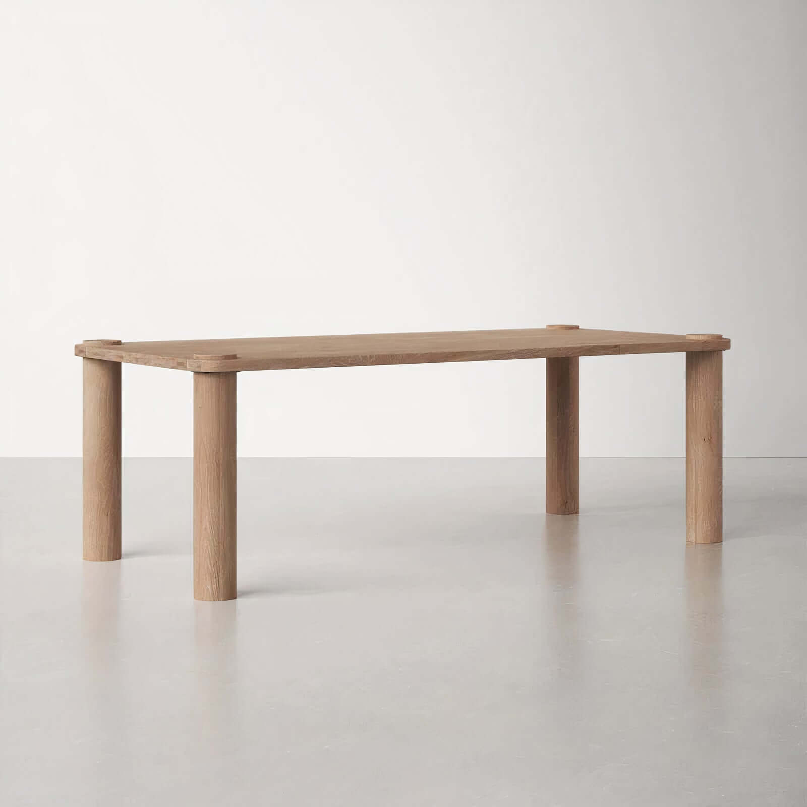 LILIA DINING TABLE