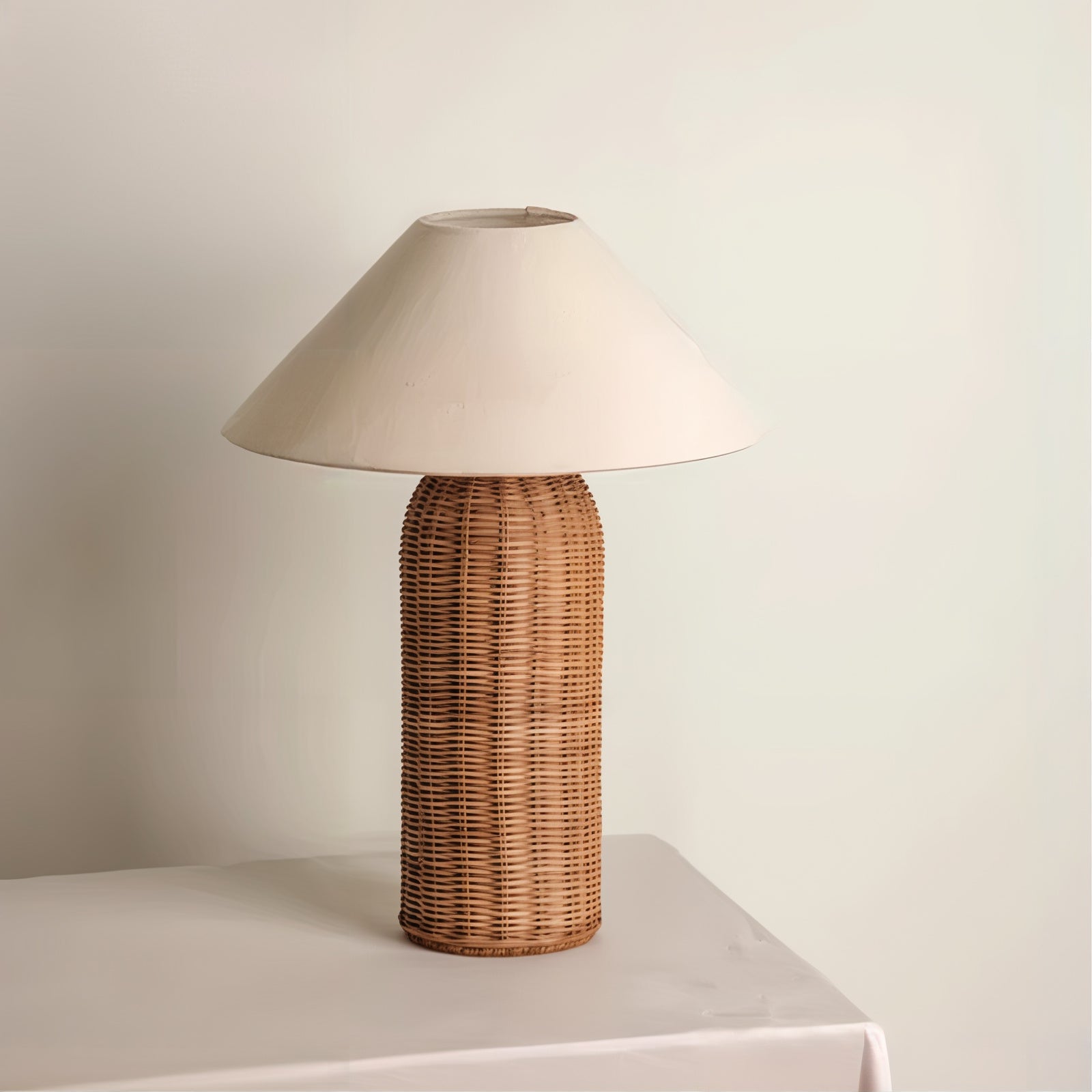 NAMI TABLE LAMP