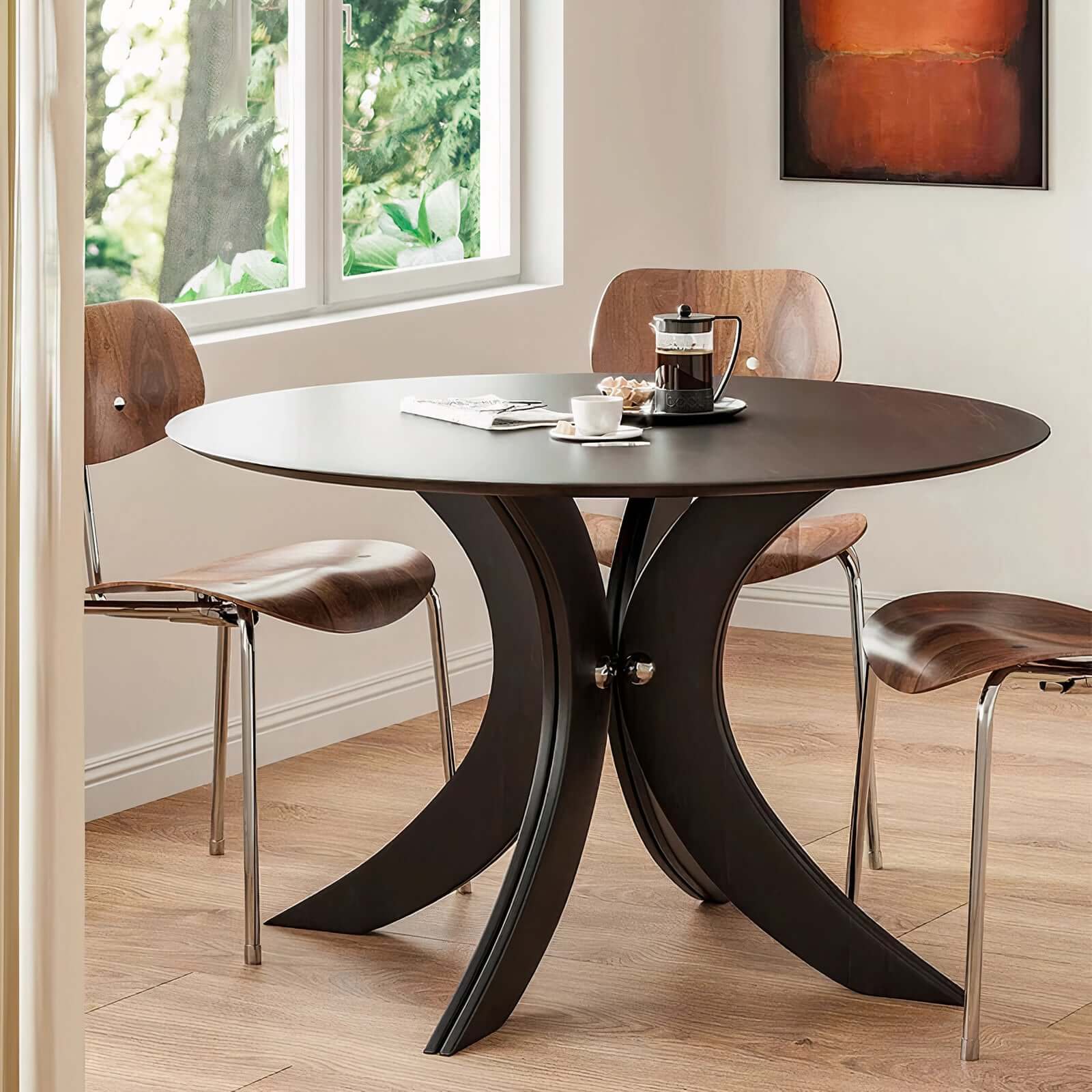 DARIO DINING TABLE