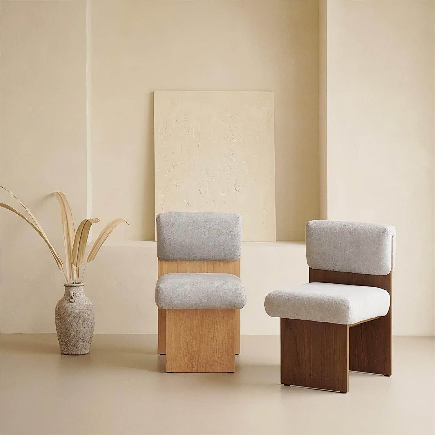 EIRA CHAIR
