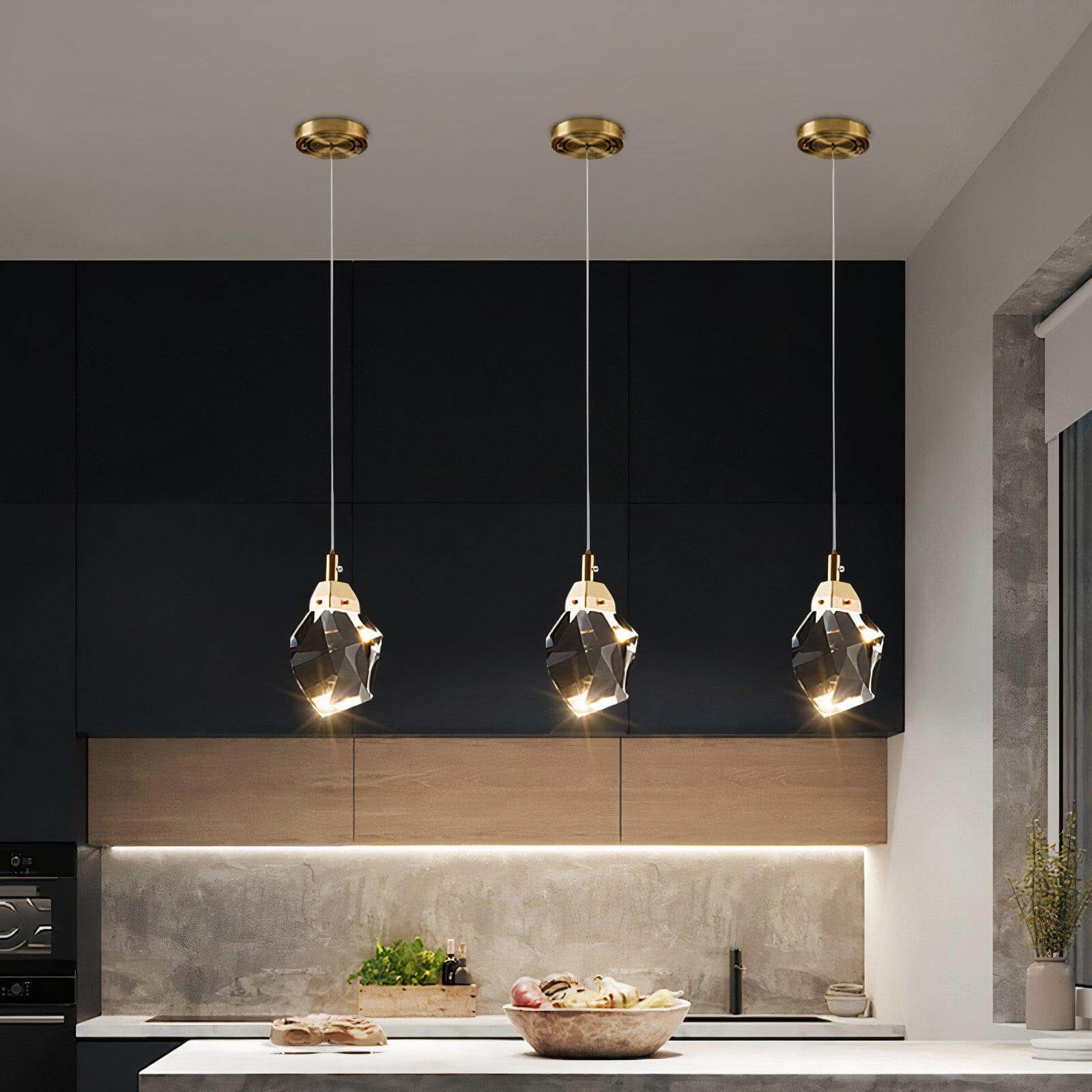 IYLA PENDANT LIGHT