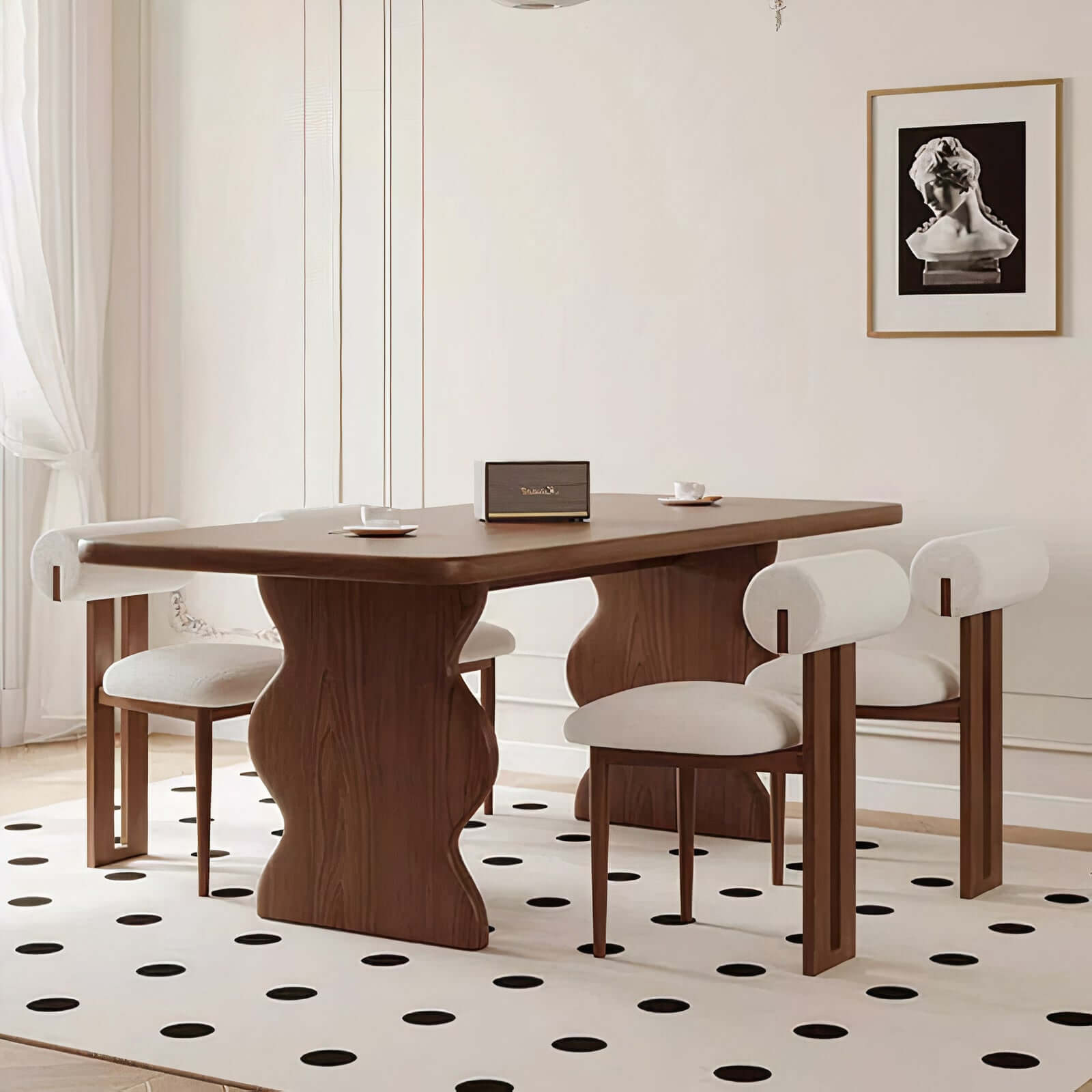 FEO DINING TABLE