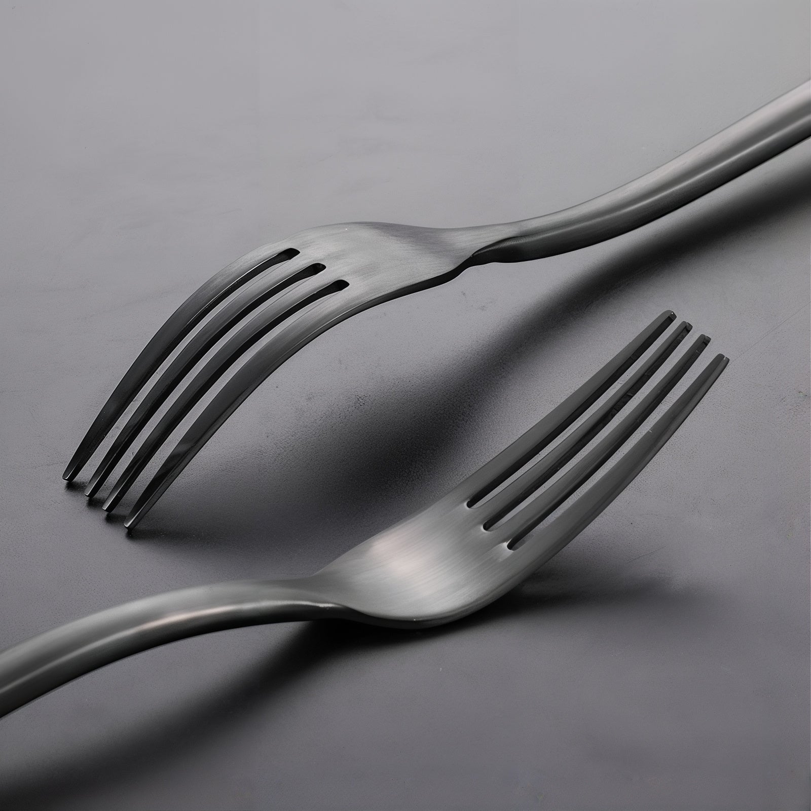 ONYX FLATWARE SET