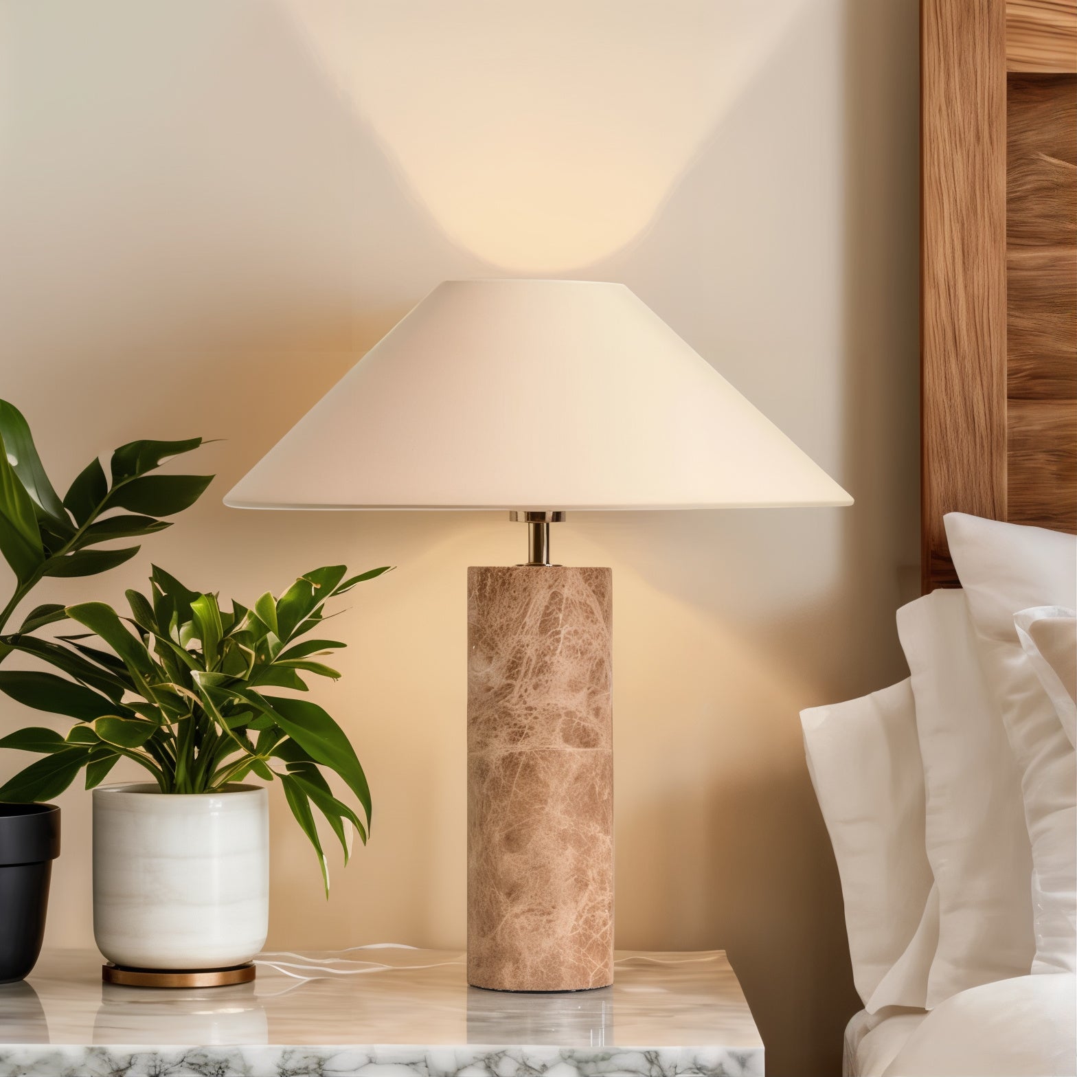SOFIA TABLE LAMP