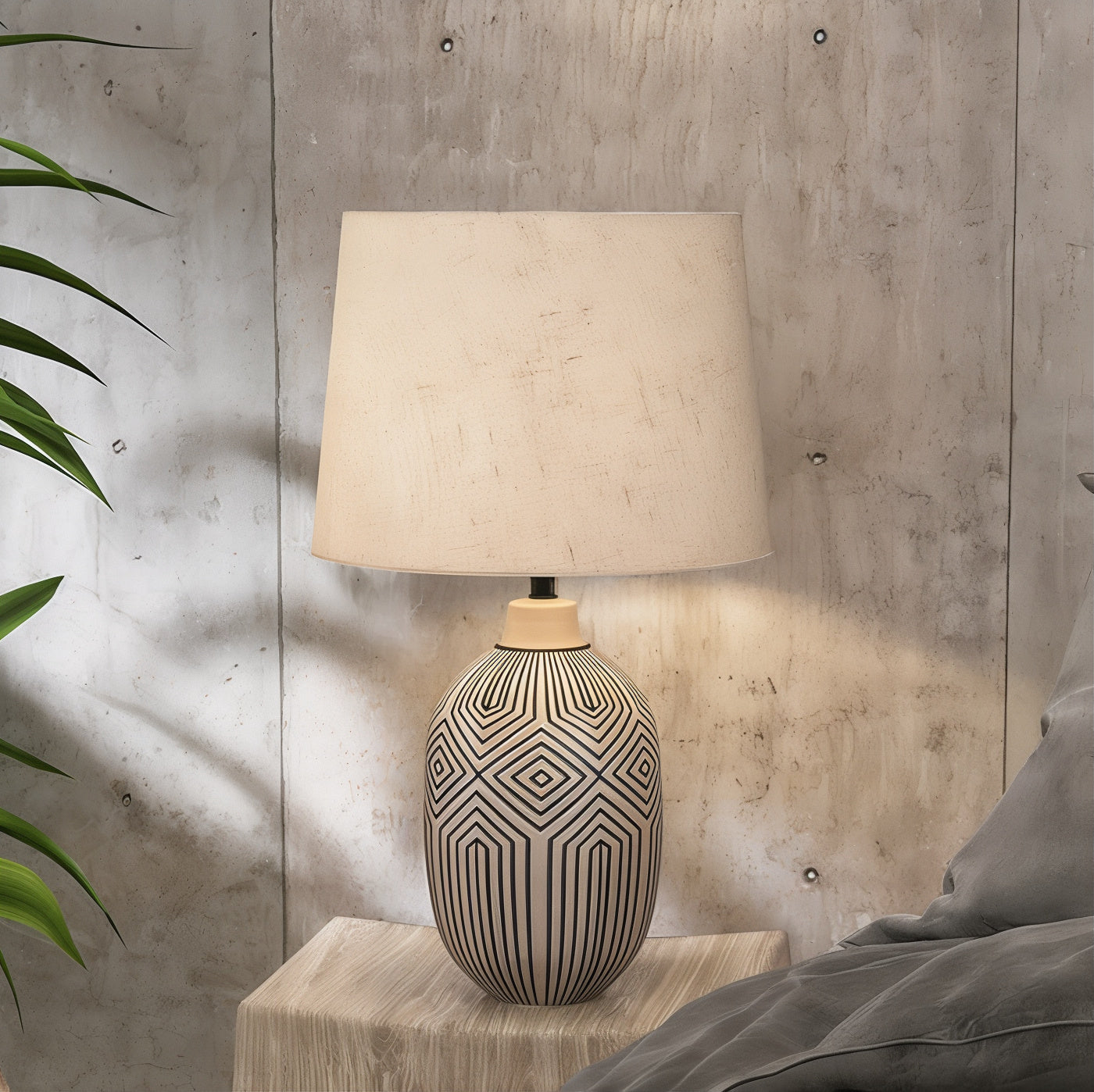 KAZE TABLE LAMP